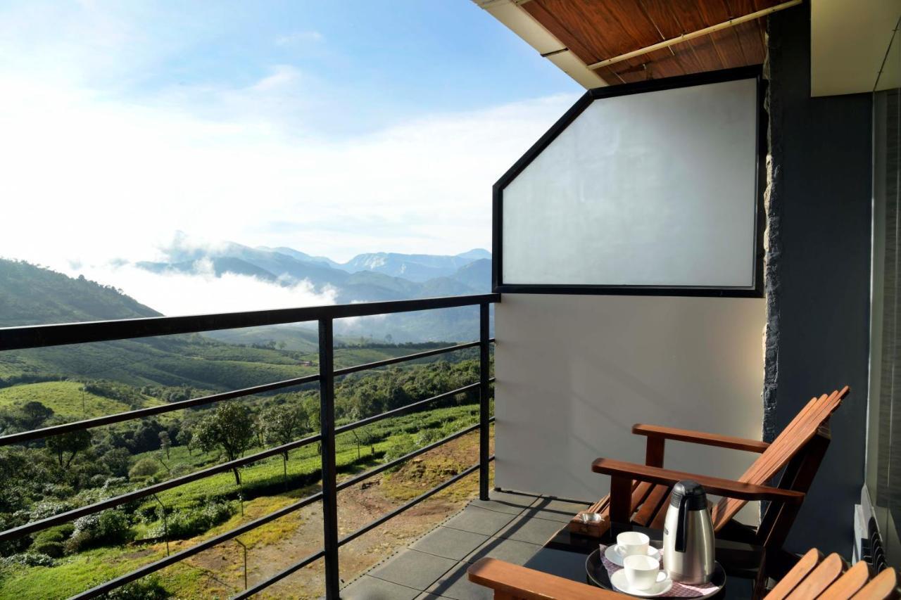 Stayvista At Talerock Inn Mountain View - Breakfast Included Valparai Exterior photo