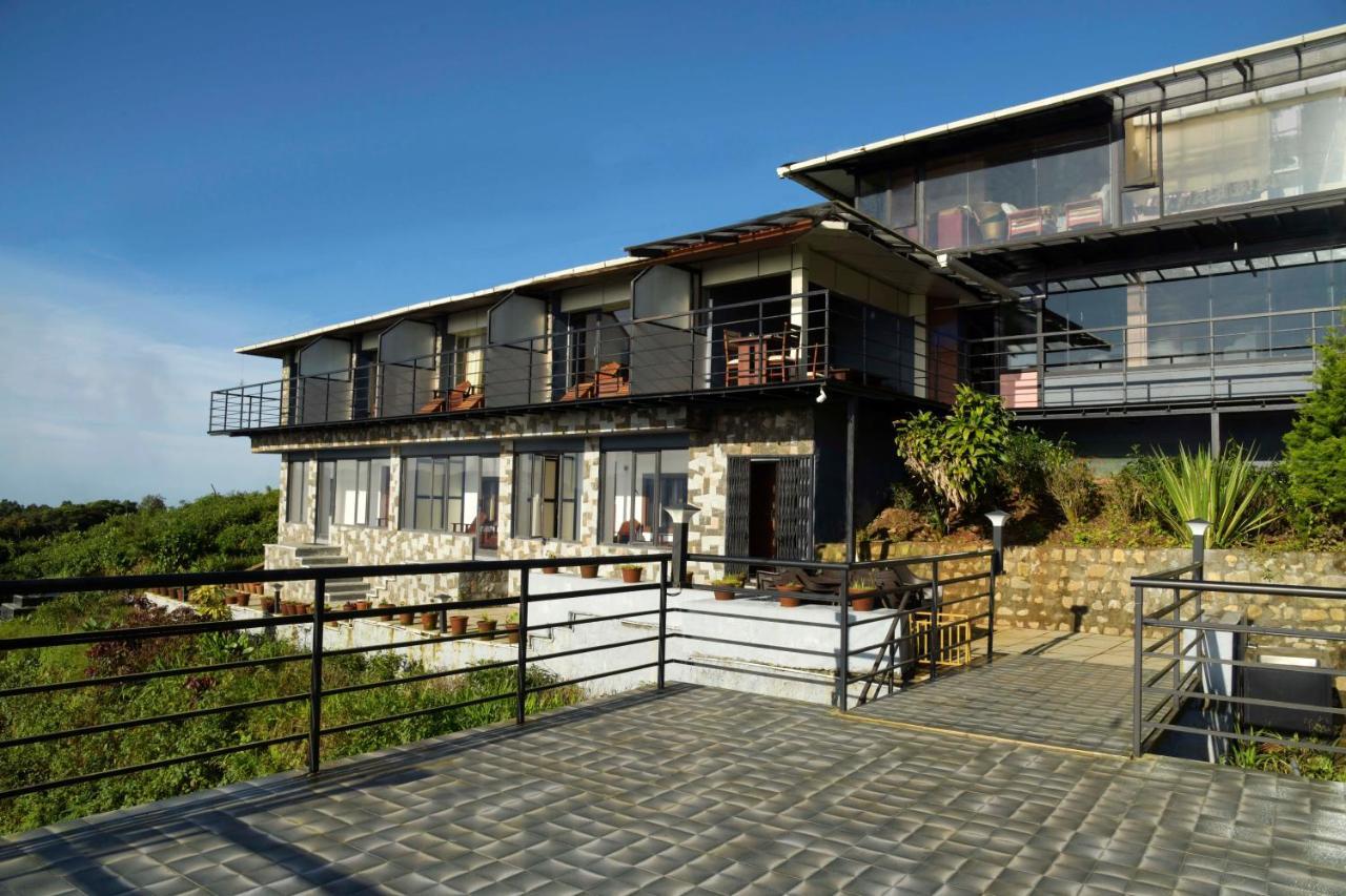 Stayvista At Talerock Inn Mountain View - Breakfast Included Valparai Exterior photo